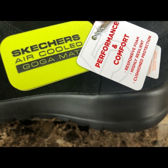 NEW Skechers Women's On The Go Joy Winter Boots - Picture 4 of 9